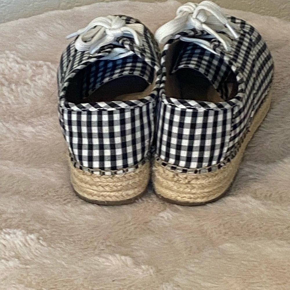 Gianni Bini Dunnigan Ginghan Espadrilles Shoes(6.5) - Picture 6 of 9